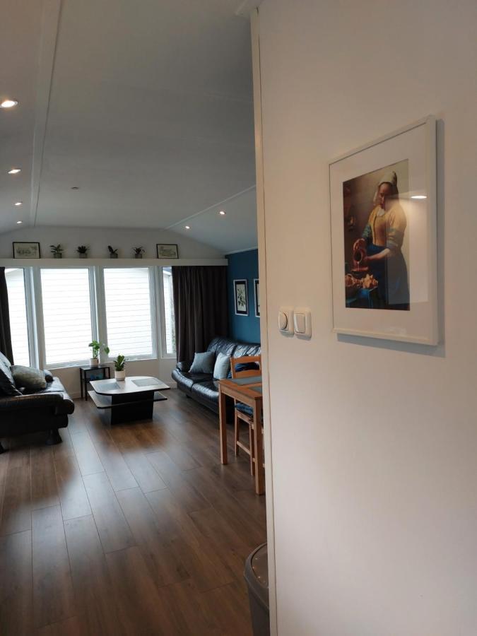 Modern En Chic Chalet Tot 4 Personen Op De Veluwe Recreatiepark De Oude Driest プッテン エクステリア 写真